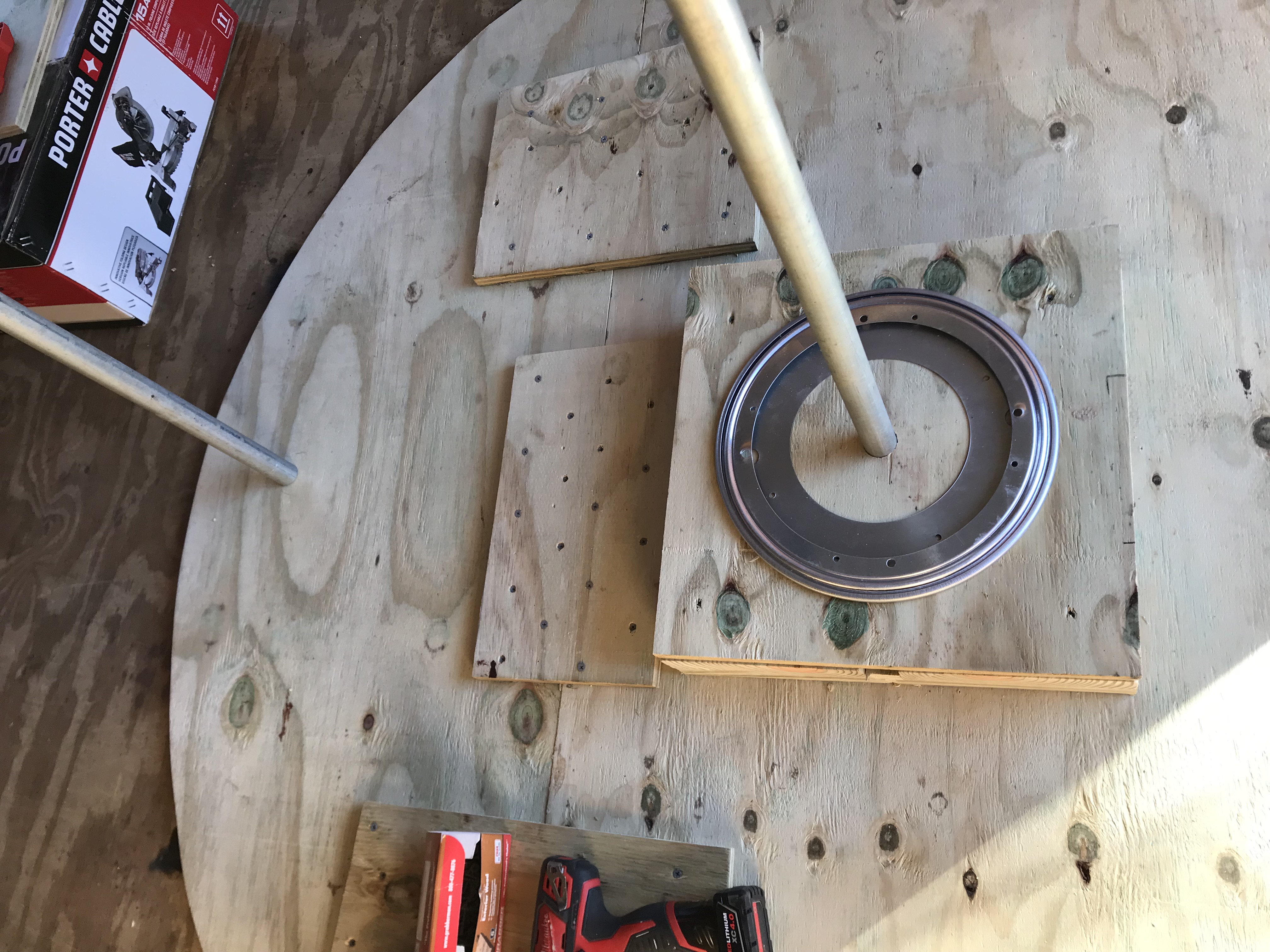 [ base hub with lazy susan ]